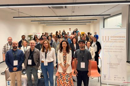 Autoridades y organizadores ayer en Vera en el inicio del congreso internacional Bayra.