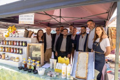 Imagen de archivo de la inauguración de la primera edición de la Feria Gastronómica y Artesanal 'Saboriza'.