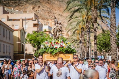 Procesión de la Virgen del Carmen en Aguadulce el pasado año.