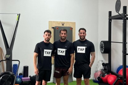 Los hermanos Javier, Ángel, Alejandro Melero por orden de izquierda a derecha.