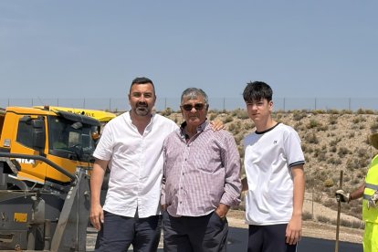 David García y su familia posando ante la cámara.