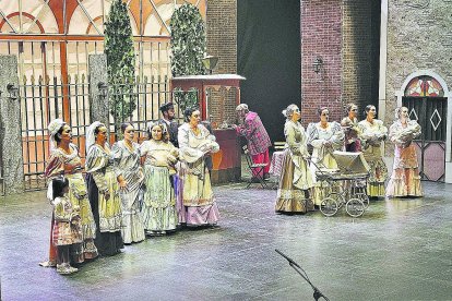 El Teatro lírico andaluz hizo “grande” el género chico en el auditorio