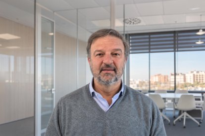 •	Javier de Benito, que se incorpora también al Comité Ejecutivo, aporta una amplia experiencia internacional en transformación industrial, escalado de operaciones y mejora del rendimiento en organizaciones multinacionales.