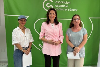 María Torcuato. Magdalena Cantero y Ángeles López