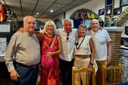 Giménez-Alemán, Sánchez Sampedro, Francis Romacho, Georgina Higueras y Antonio Torres en Tadeo Villaricos.