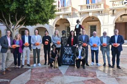 Presentación de la Noche en Negro.