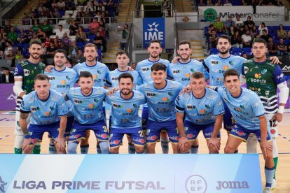 Integrantes de la convocatoria de El Ejido Futsal en el partido ante Palma Futsal.
