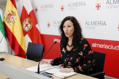 maría Vázquez concejal de Economía y Contratación.