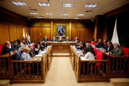 Pleno de la Diputación Provincial celebrado este jueves.