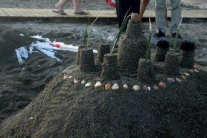 Concurso de Castillos de Arena en la Playa de San Miguel