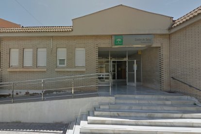 Entrada del Centro de Salud Roquetas Norte.