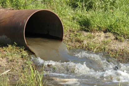 Los vertidos, entre los delitos más frecuentes.