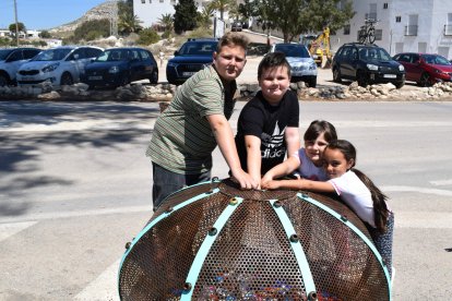 Al erizo de Aguamarga le seguirán otros en San José, La Isleta y Las Negras.