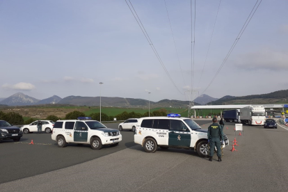 Control de tráfico de la Guardia Civil.