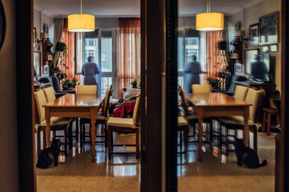 Imagen de la serie El mundo visto desde casa, con la que el fotógrafo experimenta las posibilidades de la cuarentena.