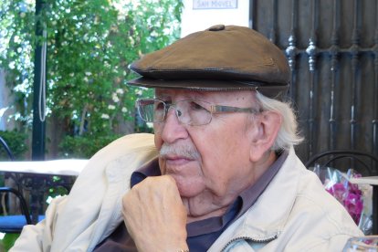 Rafael Guillén, poeta de la “Generación de los 50”.