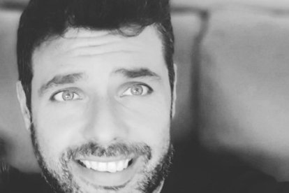 Víctor Castillo es almeriense y trabaja en el CEIP Antonio Devalque de Rioja.