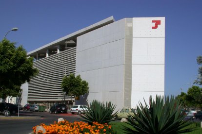 Sede de la Tesorería de la Seguridad Social en el barrio de Cortijo Grande (Almería)
