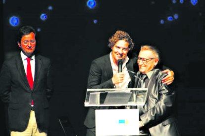 Manolo Escobar y David Bisbal.