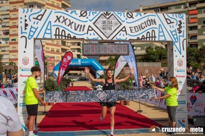 Alberto González, el atleta que pasea el nombre de Almería.