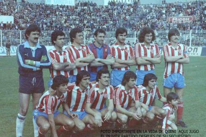 Quini volvió a jugar en Almería tras su secuestro.