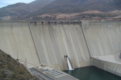 La presa de Rules presenta unos excedentes de unos 50 hectómetros cúbicos