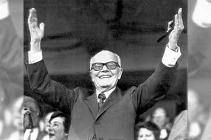 La alegría de Sandro Pertini tras el triunfo de Italia en el Mundial 82 de España.