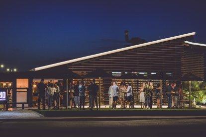 Burro Canaglia ofrece un ambiente único en Almerimar.