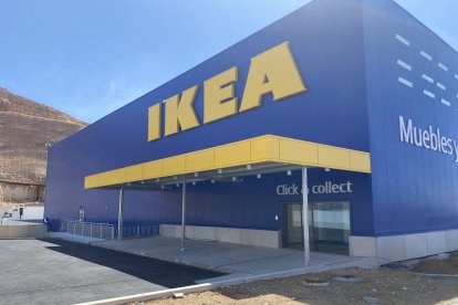 Instalaciones del establecimiento Ikea en la Rambla de Almería
