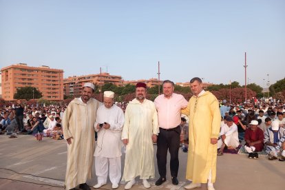 Los rezos de Almería han sido oficiados por Abdallah Mhanna y en el acto ha estado presente Diego Cruz, concejal de Cultura.