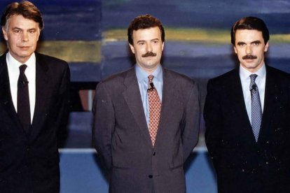 rimer cara a cara entre Felipe y Aznar, moderados por Campo Vidal en 1993. FOTO ATRESMEDIA.