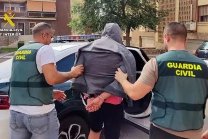 Uno de los detenidos acusados de 27 robos en Almería y Murcia.