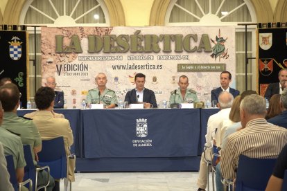 Autoridades en la presentación de la prueba en Diputación.