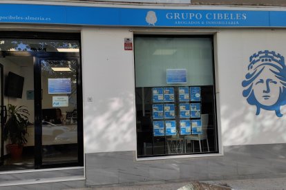 Grupo Cibeles en calle Rafael Alberti, 1.