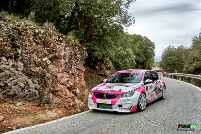 Sergio Capel y Esperanza García, de la Escudería del Mármol, finalizaron en tercer lugar
