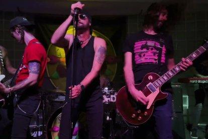 Homenaje a Guns N’ Roses.