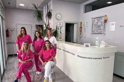 Parte del equipo humano de Clínica Trotula Ruggiero.
