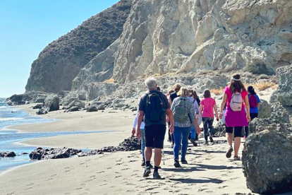 Una de las rutas por las playas de Mojácar.