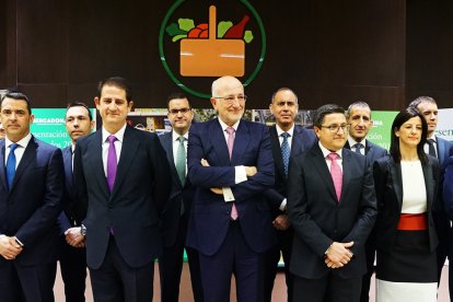El presidente de Mercadona Juan Roig y su equipo directivo.
