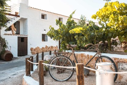 Exterior del complejo de La Ribera del Llano en una imagen de Escapada Rural.