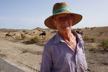 El pastor Diego Fernández de Los Gallardos. FOTO RICARDO ALBA