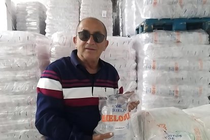 José Tijeras, propietario de HieloSur, quien lleva más de 35 años en el sector.