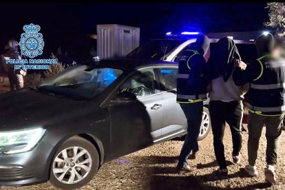 El varón acusado de yihadismo tras ser detenido.