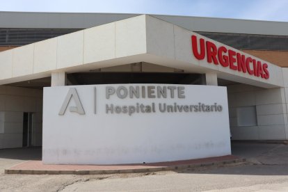Zona de acceso a Urgencias del Hospital Universitario de Poniente