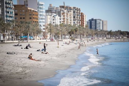 Llega un fin de semana para irse a la playa.