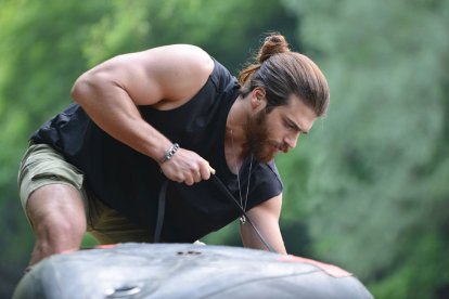 Can Yaman en el rodaje de Sandokan-