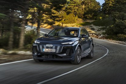 El nuevo SUV se define no sólo por sus impresionantes prestaciones de conducción y carga, sino que también establece estándares en términos de