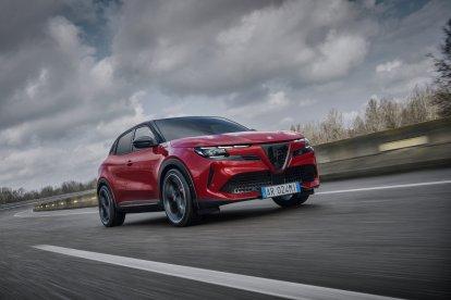 El desarrollo del Junior VELOCE, una versión equipada con soluciones específicas "made by y para" Alfa Romeo, está llegando a su fin.