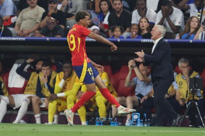 Lamine Yamal pone en jaque a Francia y España buscará la cuarta Eurocopa en Berlín.