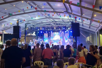 Una de las actividades celebradas en la carpa.
